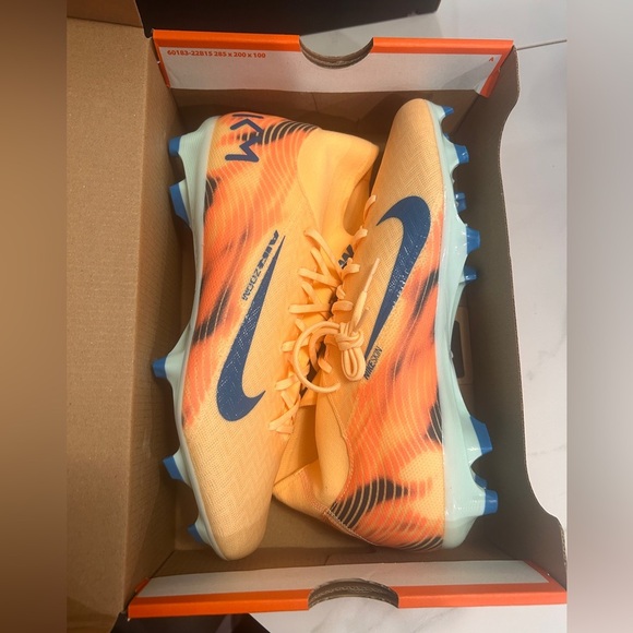 Nike Mercurial Vapor 16 Academy Kylian Mbappe Superfly Cleats Melon Tint Igloo main image 4